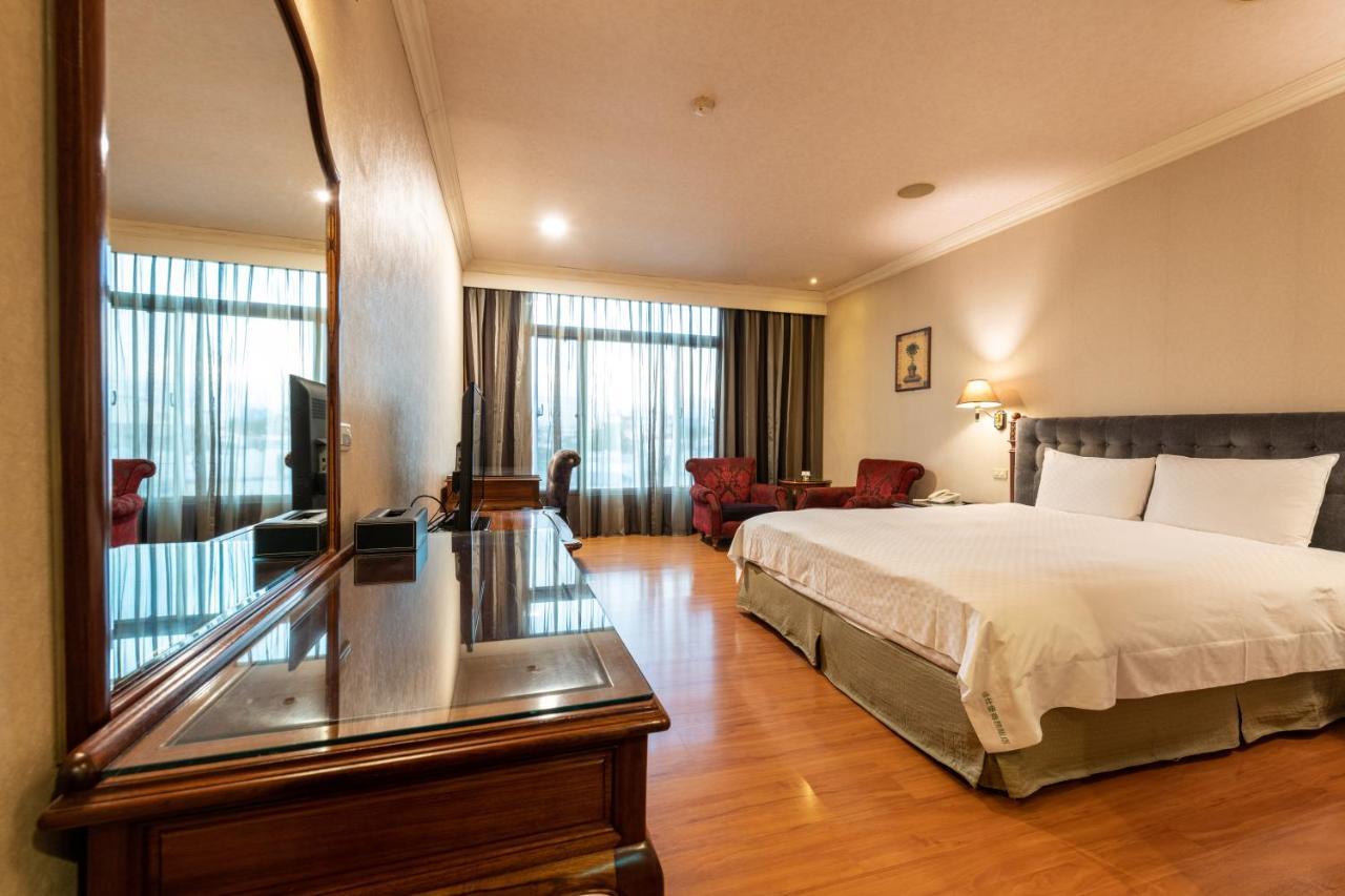 Chia Shih Pao Hotel Taibao Exteriér fotografie